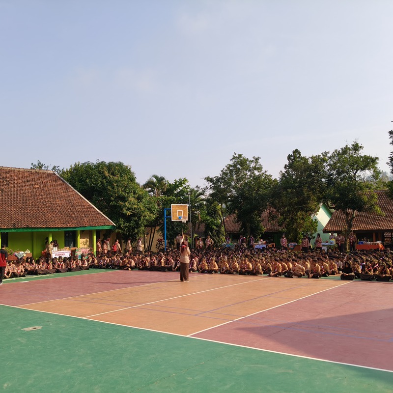 Aksi PRAKASA SMANSI Kuarsi Scout Fest 2025 bertempat di Lapangan Multiguna SMANSI
