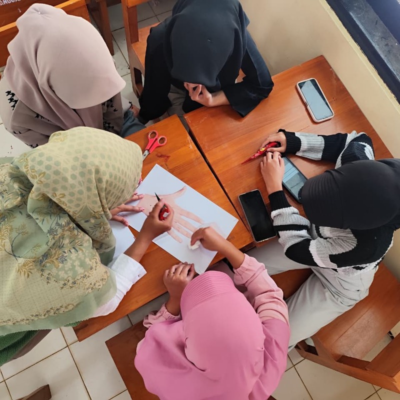 DT Tata Rias - Pelatihan Heena